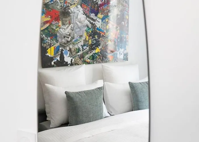 Charming - Heart Of Marais - *